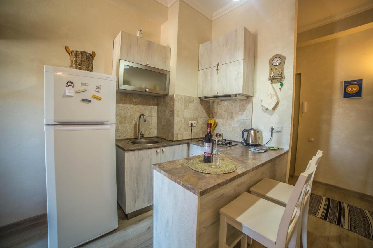 Comfy Apartment Tbilisi Esterno foto
